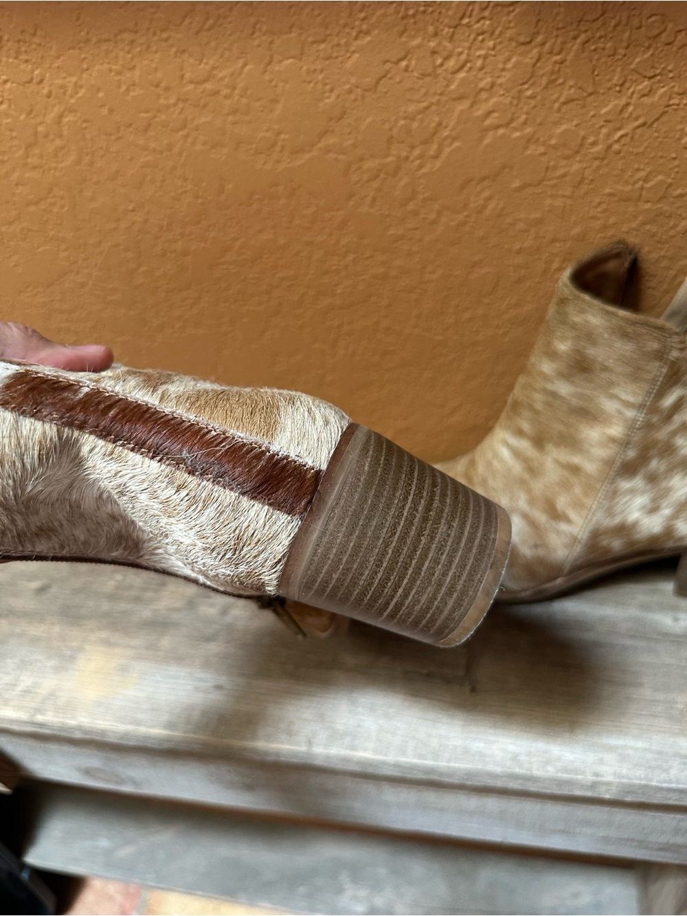 Anthroplogie Myra fur boots 9 NWOT - Picture 8 of 13